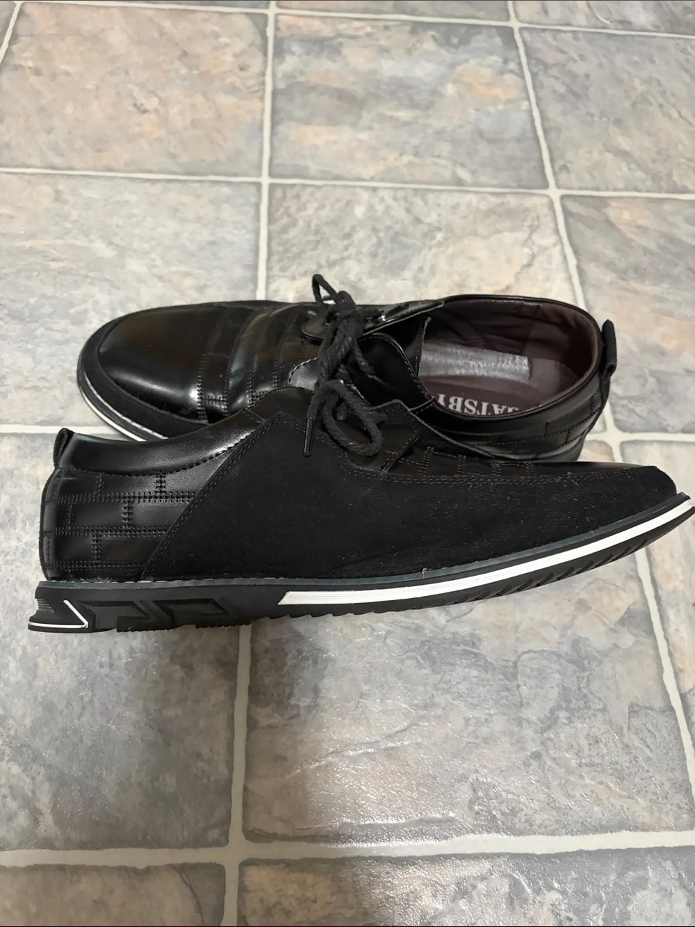 Gatsby Men's Black Lace-Up Derby Shoes with Quilted Upper Size 12 US - 46 EU